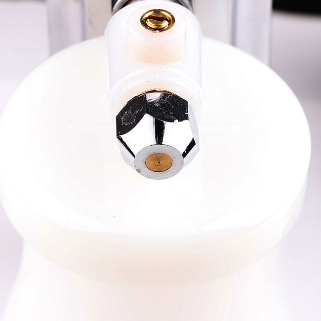 Electric Cleaning Gun Detail